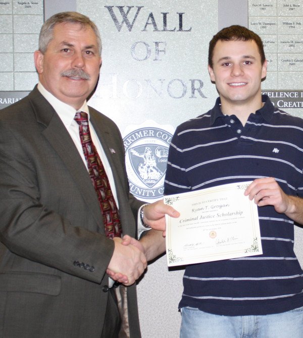 CJ Scholarship CJ Scholarship