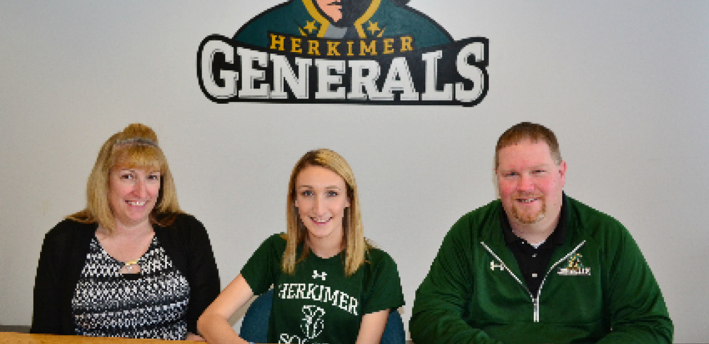 2 12WSOCTeighaWard2016NewsRecapGameStory