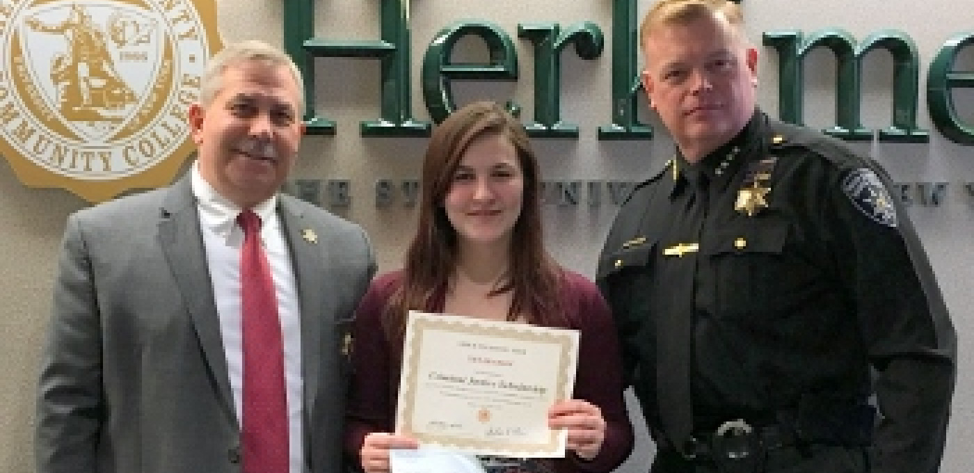 Hardy Sheriffs Scholarship 350x251