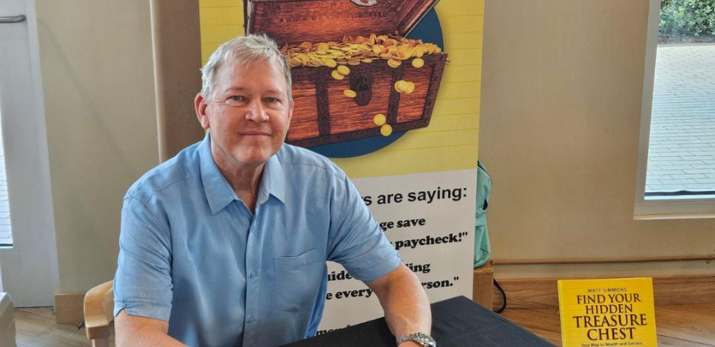 Simmons book signing